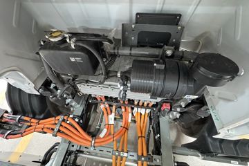 �����ǵ¿�SITRAK G5S 4X2 9.6�״��綯��ʽ�ػ��� ����ʱ��352kWhͼƬ