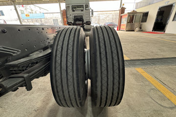 �����ǵ¿�SITRAK G5S 4X2 9.6�״��綯��ʽ�ػ��� ����ʱ��352kWhͼƬ