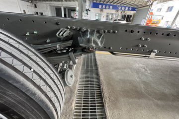 �����ǵ¿�SITRAK G5S 4X2 9.6�״��綯��ʽ�ػ��� ����ʱ��352kWhͼƬ