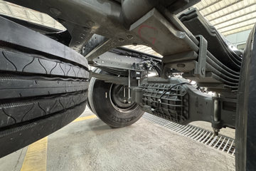 �����ǵ¿�SITRAK G5S 4X2 9.6�״��綯��ʽ�ػ��� ����ʱ��352kWhͼƬ