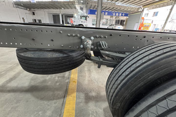 �����ǵ¿�SITRAK G5S 4X2 9.6�״��綯��ʽ�ػ��� ����ʱ��352kWhͼƬ