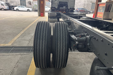�����ǵ¿�SITRAK G5S 4X2 9.6�״��綯��ʽ�ػ��� ����ʱ��352kWhͼƬ