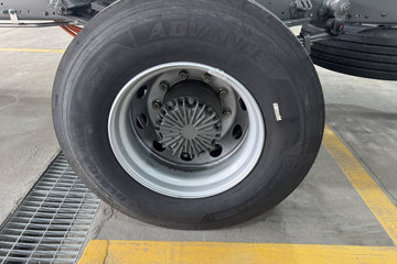 �����ǵ¿�SITRAK G5S 4X2 9.6�״��綯��ʽ�ػ��� ����ʱ��352kWhͼƬ