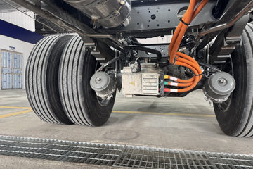�����ǵ¿�SITRAK G5S 4X2 9.6�״��綯��ʽ�ػ��� ����ʱ��352kWhͼƬ