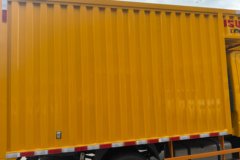 江西五十铃 翼放EC5 2.5L柴油 143马力 5档 中体 3.105米双排厢式轻卡