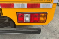 江西五十铃 翼放EC5 2.5L柴油 143马力 5档 中体 3.105米双排厢式轻卡