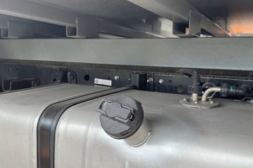 ������ʮ�� ����EC7 2.5L���� 143���� 5�� ���� 4.2�׵�����ʽ�ῨͼƬ