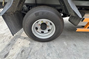 ������ʮ�� ����EC7 2.5L���� 143���� 5�� ���� 4.2�׵�����ʽ�ῨͼƬ