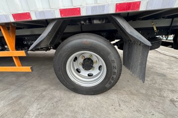 ������ʮ�� ����EC7 2.5L���� 143���� 5�� ���� 4.2�׵�����ʽ�ῨͼƬ