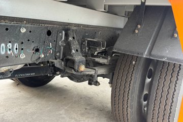 ������ʮ�� ����EC7 2.5L���� 143���� 5�� ���� 4.2�׵�����ʽ�ῨͼƬ