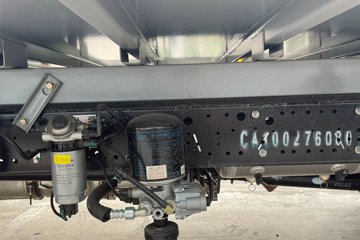 ������ʮ�� ����EC7 2.5L���� 143���� 5�� ���� 4.2�׵�����ʽ�ῨͼƬ