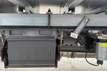 ������ʮ�� ����EC7 2.5L���� 143���� 5�� ���� 4.2�׵�����ʽ�ῨͼƬ