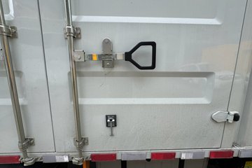 ������ʮ�� ����EC7 2.5L���� 143���� 5�� ���� 4.2�׵�����ʽ�ῨͼƬ