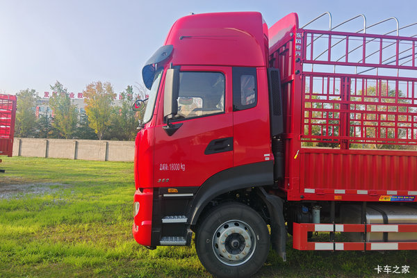 东风商用车 天锦KR PLUS 舒适版 350马力 4X2