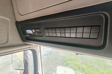 �������ó� ���KR PLUS 2025�� 7.5L���� 350���� 4X2 ��ʿ��10�� �߶�˫�� 6.8�ײ�դʽ�ػ���ͼƬ