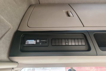 �������ó� ���KR PLUS 2025�� 7.5L���� 350���� 4X2 ��ʿ��10�� �߶�˫�� 6.8�ײ�դʽ�ػ���ͼƬ