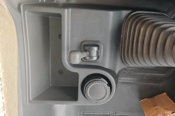 �������ó� ���KR PLUS 2025�� 7.5L���� 350���� 4X2 ��ʿ��10�� �߶�˫�� 6.8�ײ�դʽ�ػ���ͼƬ