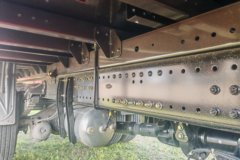 东风商用车 天锦KR PLUS 2025款 7.5L柴油 350马力 4X2 法士特10档 高顶双卧 6.8米仓栅式载货车