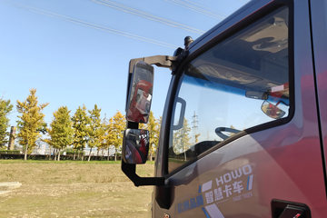 ����HOWOͳ˧ 3L���� 170���� 8�� 5.2���Ű������ῨͼƬ