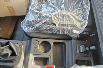 ����HOWOͳ˧ 3L���� 170���� 8�� 5.2���Ű������ῨͼƬ