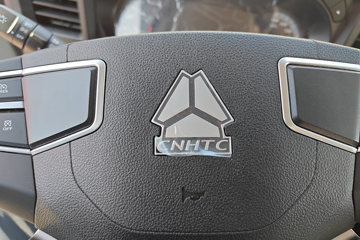 ����HOWOͳ˧ 3L���� 170���� 8�� 5.2���Ű������ῨͼƬ