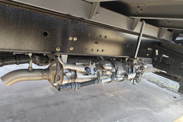 ����HOWOͳ˧ 3L���� 170���� 8�� 5.2���Ű������ῨͼƬ