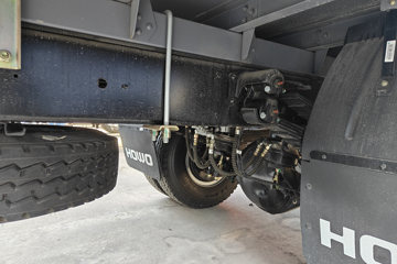 ����HOWOͳ˧ 3L���� 170���� 8�� 5.2���Ű������ῨͼƬ