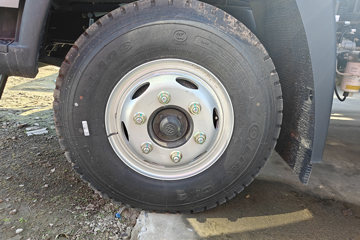 ����HOWOͳ˧ 3L���� 170���� 8�� 5.2���Ű������ῨͼƬ