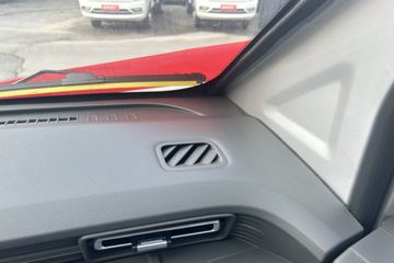 ������Խ ���� �콢�� 1.6L���� 120���� ������5�� Һɲ 3.8�׵�������΢��ͼƬ