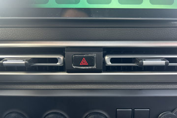 ������Խ ���� �콢�� 1.6L���� 120���� ������5�� Һɲ 3.8�׵�������΢��ͼƬ