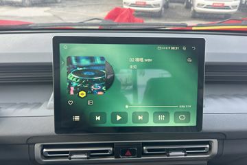 ������Խ ���� �콢�� 1.6L���� 120���� ������5�� Һɲ 3.8�׵�������΢��ͼƬ