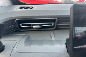 ������Խ ���� �콢�� 1.6L���� 120���� ������5�� Һɲ 3.8�׵�������΢��ͼƬ