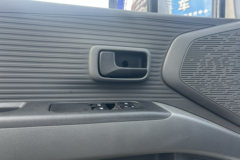 长安跨越 星塔 旗舰版 1.6L汽油 120马力 万里扬5档 液刹 3.8米单排栏板微卡 长安跨越 星塔 旗舰版 1.6L汽油 120马力 万里扬5档 液刹 3.8米单排栏板微卡