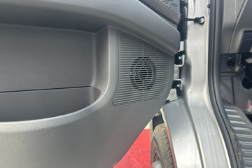 ������Խ ���� �콢�� 1.6L���� 120���� ������5�� Һɲ 3.8�׵�������΢��ͼƬ