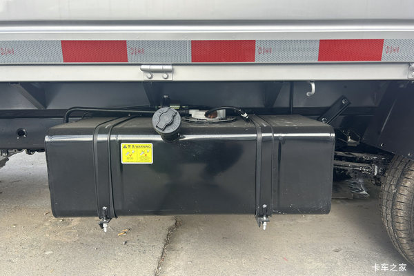 长安跨越 星塔 舒适版 1.6L汽油 3.05米双排栏板微卡