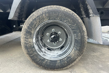 ������Խ ���� �콢�� 1.6L���� 120���� ������5�� Һɲ 3.8�׵�������΢��ͼƬ