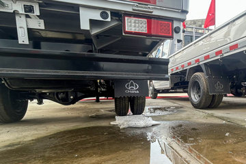 ������Խ ���� �콢�� 1.6L���� 120���� ������5�� Һɲ 3.8�׵�������΢��ͼƬ