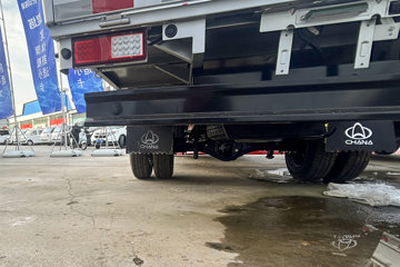 ������Խ ���� �콢�� 1.6L���� 120���� ������5�� Һɲ 3.8�׵�������΢��ͼƬ