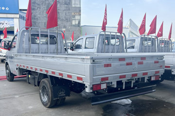 ������Խ ���� �콢�� 1.6L���� 120���� ������5�� Һɲ 3.8�׵�������΢��ͼƬ