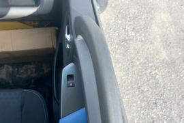 智蓝ES&nbsp;电动载货车驾驶室图片