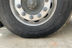 中国重汽成都商用车豪沃V9 经典版 6X4 纯电动牵引车 601kWh