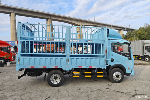 疯狂促销，直降0.8万！杭州市多利卡D5载货车系列优惠价