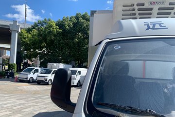 Զ�� ����F5E 2025�� ���˰� 4X2 3.82�׵��Ŵ��綯��س� ��о61.669kWhͼƬ