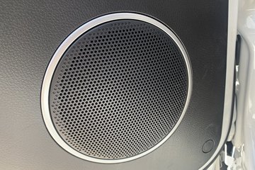 Զ�� ����F5E 2025�� ���˰� 4X2 3.82�׵��Ŵ��綯��س� ��о61.669kWhͼƬ