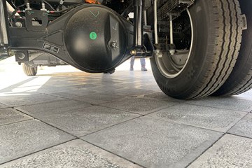 Զ�� ����F5E 2025�� ���˰� 4X2 3.82�׵��Ŵ��綯��س� ��о61.669kWhͼƬ