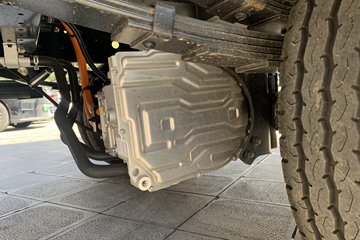 Զ�� ����F5E 2025�� ���˰� 4X2 3.82�׵��Ŵ��綯��س� ��о61.669kWhͼƬ