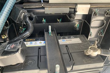 Զ�� ����F5E 2025�� ���˰� 4X2 3.82�׵��Ŵ��綯��س� ��о61.669kWhͼƬ