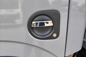 ���� ������D5 ������ 142���� 3.8�׵�����ʽ�ῨͼƬ