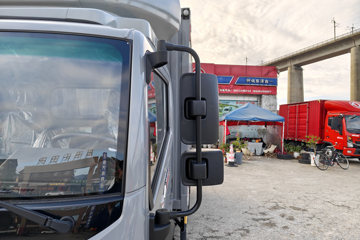 ���� ������D5 ������ 142���� 3.8�׵�����ʽ�ῨͼƬ