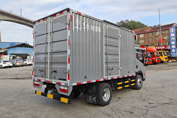 ���� ������D5 ������ 142���� 3.8�׵�����ʽ�ῨͼƬ